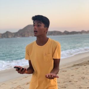 Meet your Posher, Krish